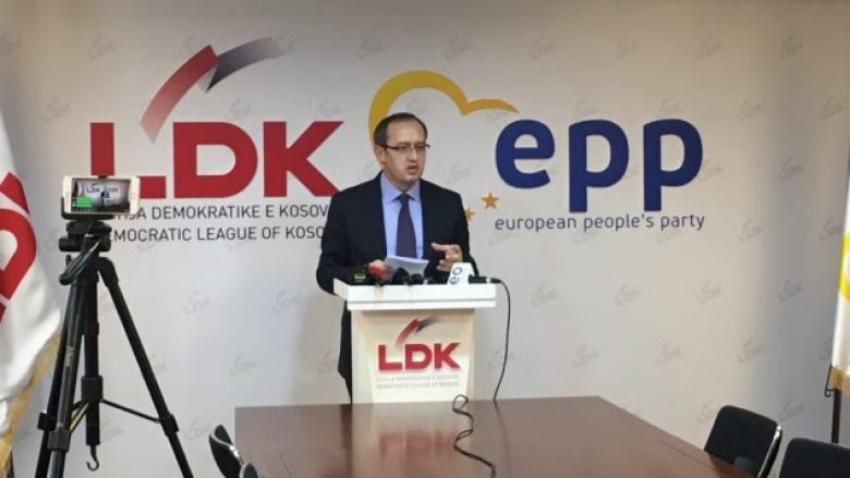 Hoti: Përveç taksës kjo Qeveri nuk ka çfarë të prezantojë para qytetarëve