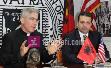 “Vatra” e New York-ut kërkoi njohjen e pavarësisë së Kosovës nga Vatikani