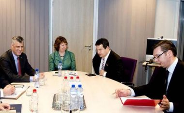 Vuçiq zbulon një detaj nga takimet me Thaçin: Daçiqi e Kuçi ishin afër përleshjes fizike në Bruksel
