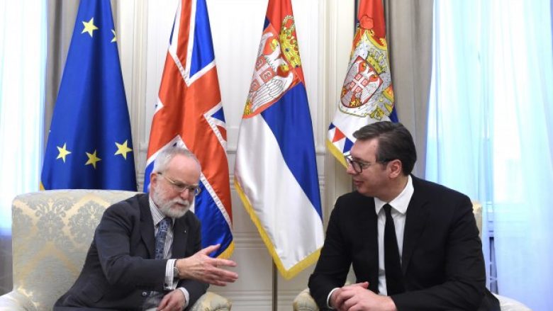 Vuçiq kushtëzon vazhdimin e dialogut me heqjen e taksës dhe mos ndërrimin e statutit të Trepçës