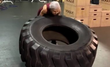 Ngrit pesha, bën pompa e vrapon çdo ditë – 72-vjeçarja që i habit edhe të rinjtë (Video)