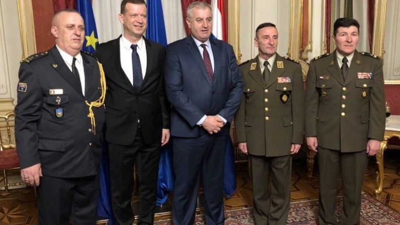 Ministri Rrustem Berisha në Kroaci, pro thellimit të bashkëpunimit në fushën e sigurisë 