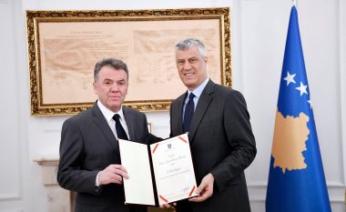 Ilir Shaqiri laureohet me titullin “Nderi i Republikës së Kosovës”