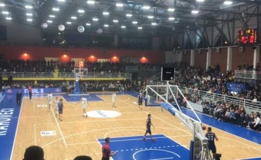 Rahoveci fiton në palestrën e re, kalon në gjysmëfinale të Kupës së Kosovës