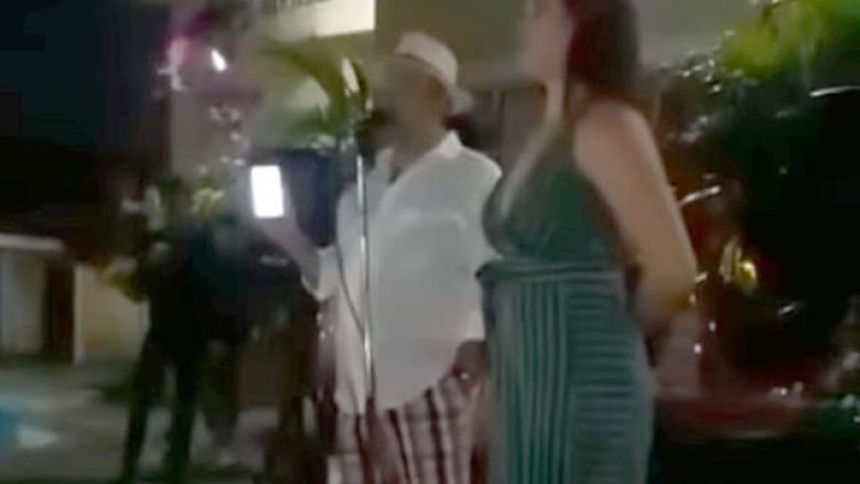 Burri organizon një festë, befason të gjithë – i njofton se e dashura e tij e kishte tradhtuar me mikun e tij më të mirë (Video)