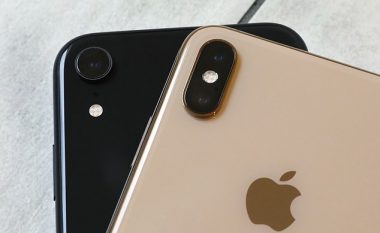 Apple po e teston një iPhone të ri, me tri kamera në pjesën e pasme dhe portin mbushës USB-C (Foto)