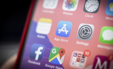 Apple ndërmerr masa ndaj aplikacioneve, të dyshuara për marrjen e pamjeve të aktiviteteve nga ekranet e iPhonëve