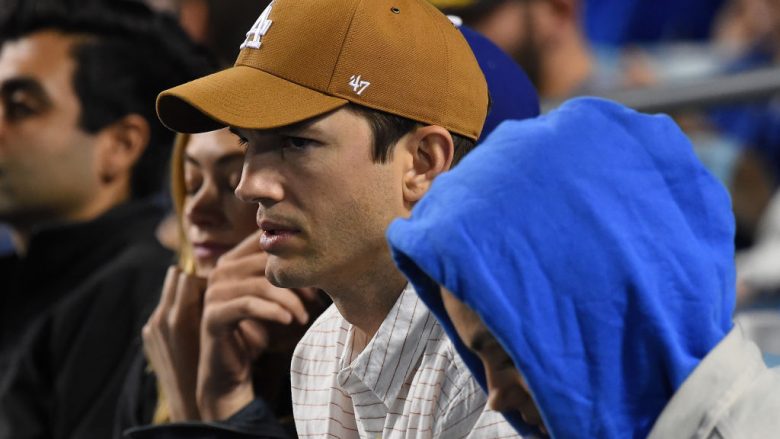 Ashton Kutcher publikon numrin e telefonit në rrjetet sociale: Dua të komunikoj me njerëzit e zakonshëm