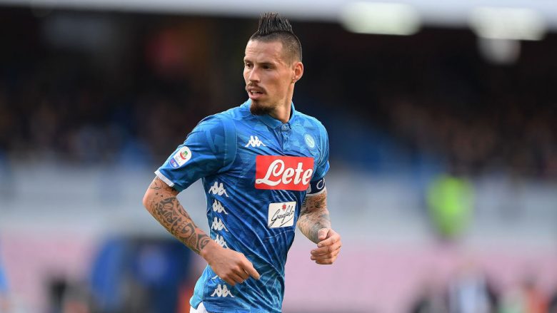 NAPLES, ITALY - DECEMBER 08: Marek Hamsik of SSC Napoli in action during the Serie A match between SSC Napoli and Frosinone Calcio at Stadio San Paolo on December 8, 2018 in Naples, Italy.  (Photo by Francesco Pecoraro/Getty Images)