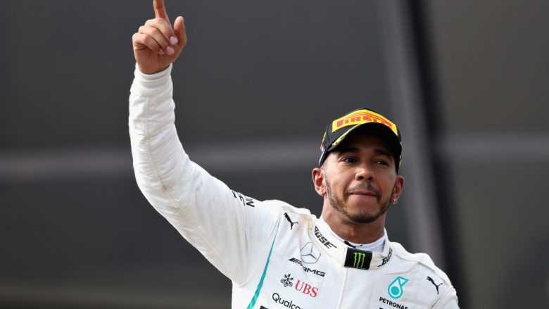 Lewis Hamilton: Ferrari këtë vit duket se është shumë, shumë i shpejt