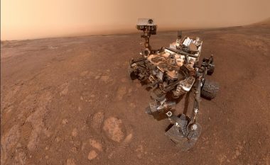 Marsi siç nuk është parë ndonjëherë: Pamjet në formatin 360 shkallë, të realizuara nga Curiosity (Video)