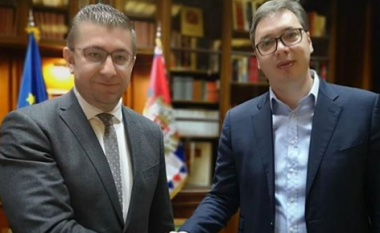 Mickoski në takim me Vuçiqin, diskutojnë për zhvillimet në rajon