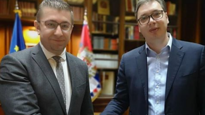 Mickoski në takim me Vuçiqin, diskutojnë për zhvillimet në rajon