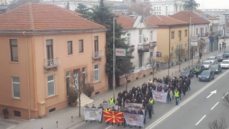 Policia e pyjeve të Maqedonisë kërkon paga më të larta