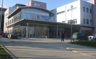 Suspendohet mjeku nga Prizreni që ofendoi pacienten