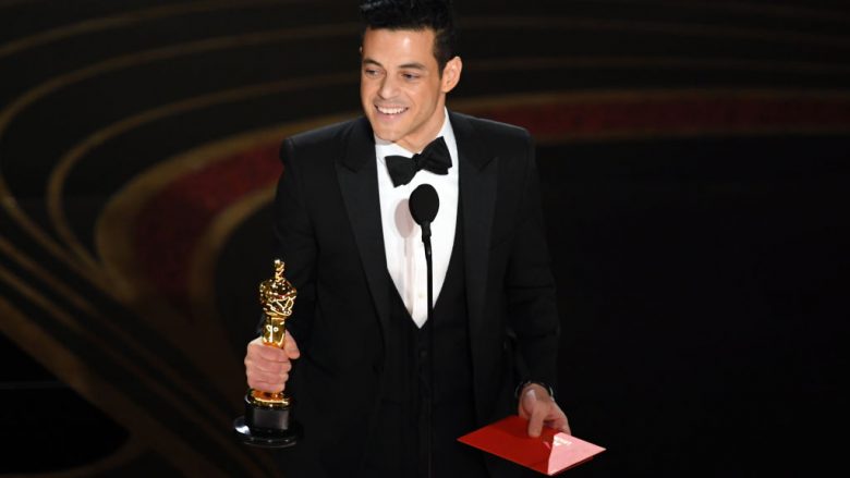HOLLYWOOD, CALIFORNIA - FEBRUARY 24: Rami Malek accepts the Actor in a Leading Role award for 'Bohemian Rhapsody' onstage during the 91st Annual Academy Awards at Dolby Theatre on February 24, 2019 in Hollywood, California. (Photo by Kevin Winter/Getty Images)