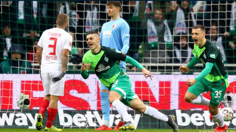 Rashica shënon përsëri, tjetër gol i bukur nga ylli i Kosovës me Bremenin, por vushtrriasi lëndohet dhe del nga loja