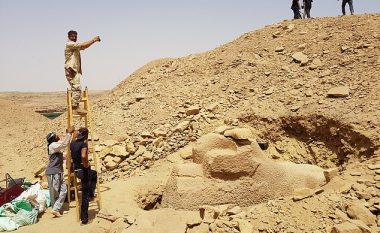 Zbulohet statuja tre mijëvjeçare, e një sfinksi me kokën e dashit (Foto)