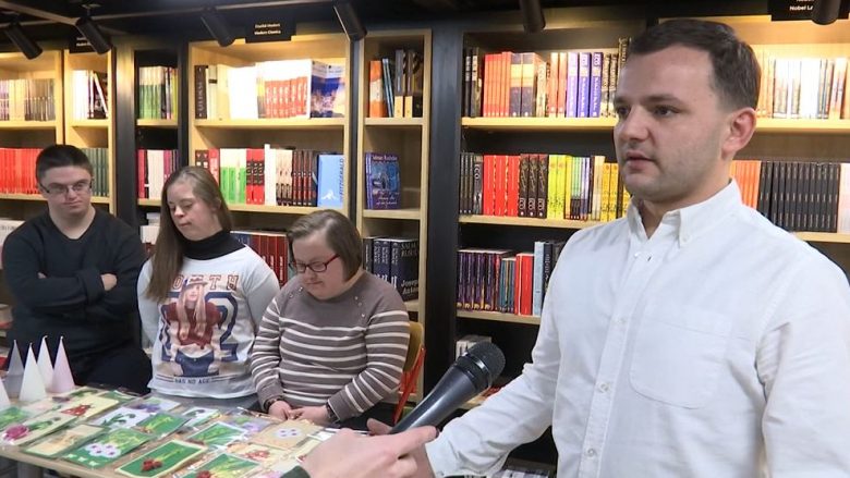 Libraria Dukagjini dhe shoqata “Down Syndrome Kosova” me aktivitet në ndihmë të komunitetit (Video)