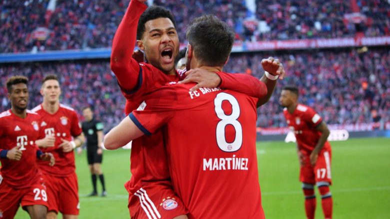 Bayerni mposht Hertha Berlinin dhe barazon me pikë Dortmundin