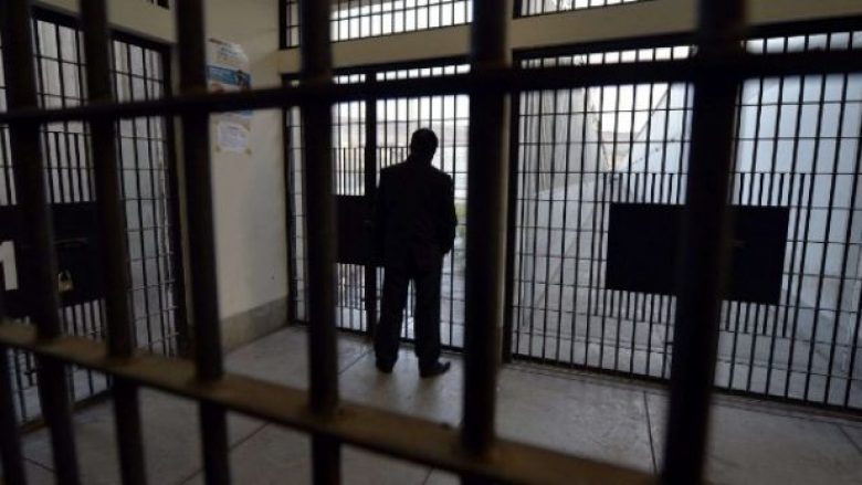 Një muaj paraburgim ndaj të dyshuarit për tentim vrasje në Pejë