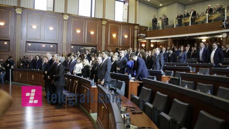 Vetëvendosje përsëri bojkoton himnin e Kosovës në 11 vjetorin e pavarësisë