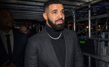 Drake blen mbrojtës të iPhone në vlerë 400 mijë dollarë