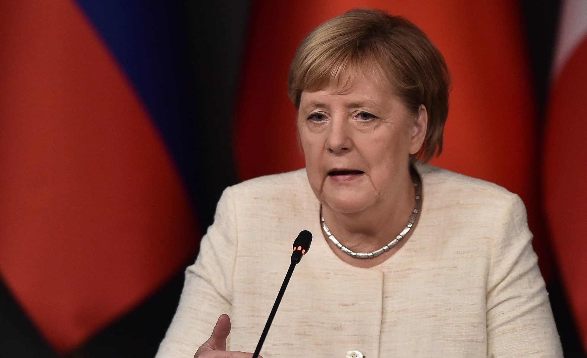 Merkel kërkon forcim të marrëdhënieve BE-Liga Arabe
