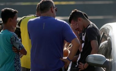 Dhjetë të vdekur pas zjarrit që shpërtheu në qendrën stërvitore të Flamengos