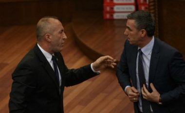 Analistët thonë se zgjedhjet nuk i konvenojnë as Veselit, as Haradinajt