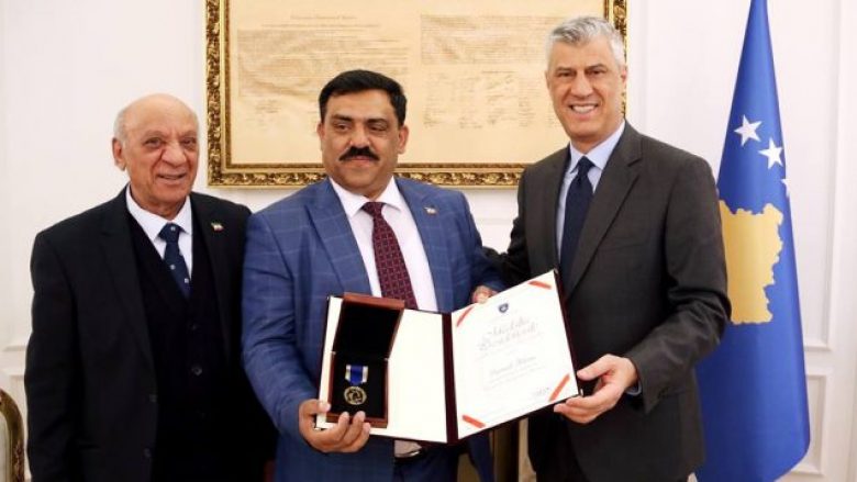Thaçi dekoron deputetin Danush Ademi me Medalje Presidenciale