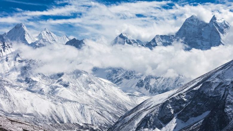 Ndryshimi i klimës kërcënon akullnajat në Himalaje