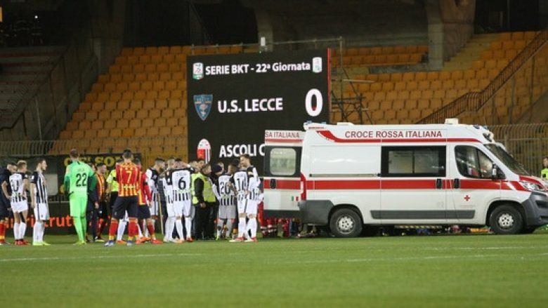 Ndërpritet ndeshja në Serie B – lojtari mbetet pa ndjenja në fushë, mjekët e shpëtojnë