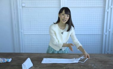 Japonezja tregon trukun për palosjen e pashembullt të rrobave (Video)