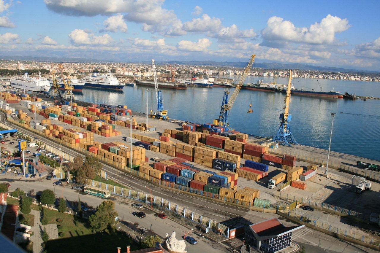 Eksportet e mallrave u rritën me 23 për qind në korrik në Shqipëri, ngadalësohet ritmi