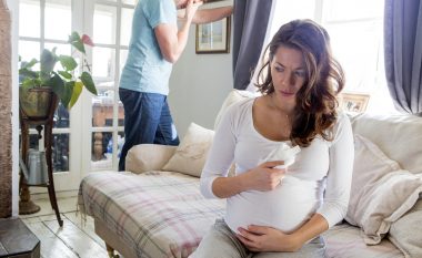 Mos e stresoni një grua shtatzënë, këto janë pesë gjërat e dëmshme që mund t’i ndodhin bebes