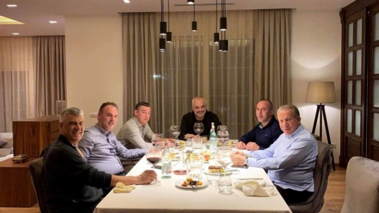 Liderët kosovarë dhe Edi Rama në darkë të përbashkët, a e bindën Haradinajn ta pezullojë taksën?