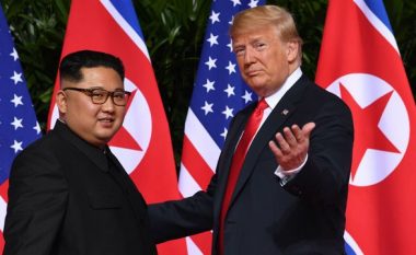 Bolton: Trump i hapur për takimin e tretë me Kim