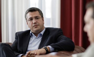 Funksionarët lokal të Demokracisë së Re refuzojnë që të përdorin termin Maqedonia e Veriut