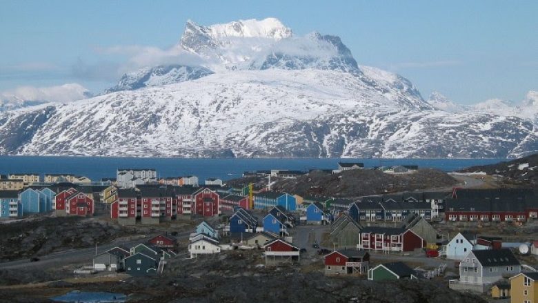 Groenlanda përfiton nga ndryshimet klimatike