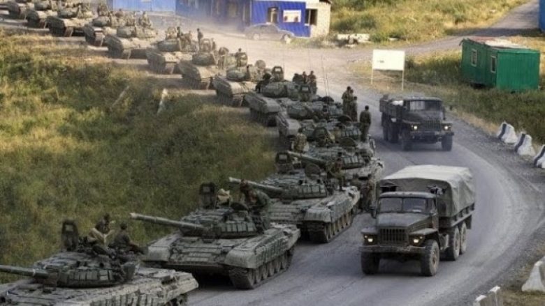 Poroshenko: Rreth 500 tanke ruse janë në Donbass