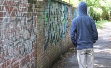​Tronditet Anglia, 27 mijë fëmijë janë pjesë e bandave