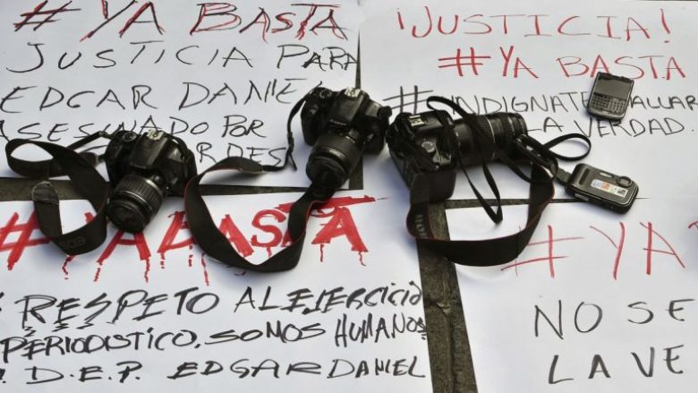 Kishte publikuar fakte për korrupsionin politik, qëllohet për vdekje gazetari në Meksikë