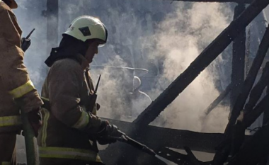 Zjarr i madh shpërthen në Jegunoc të Tetovës, nuk ka të lënduar