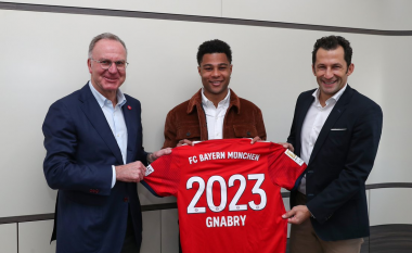 Bayern Munich ia vazhdon kontratën Serge Gnabryt