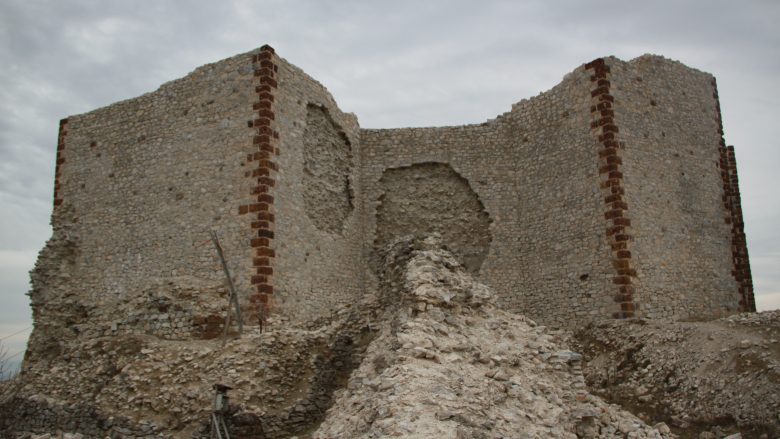 Këshilli për Trashëgimi Kulturore reagon për dëmtimet e Kalasë së Novobërdës