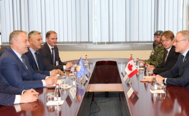 Ministri i Mbrojtjes merr mbështetje për FSK-në nga kryesuesi i Asamblesë Parlamentare kanadeze të NATO-s