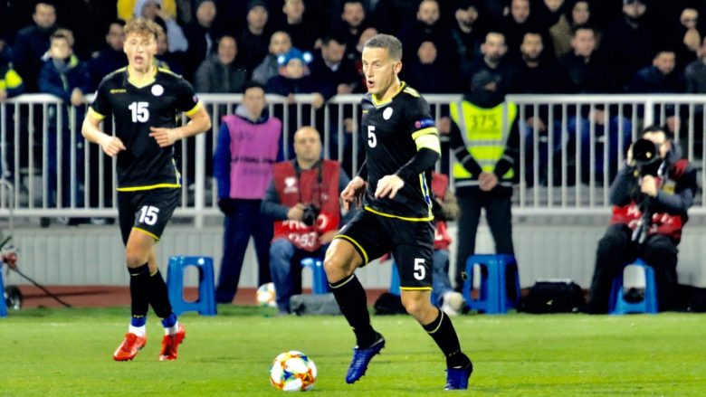 Nga një futbollist që ndiqte nga tribuna ndeshjet e Shqipërisë në lider dhe kapiten te Kosova, shkëlqimi i Herolind Shalës me fanellën verdh e kaltër