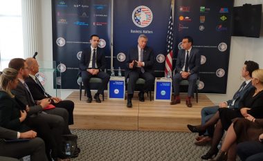 Ambasadori i SHBA-së Kosnett takon udhëheqësin e Odës Ekonomike Amerikane