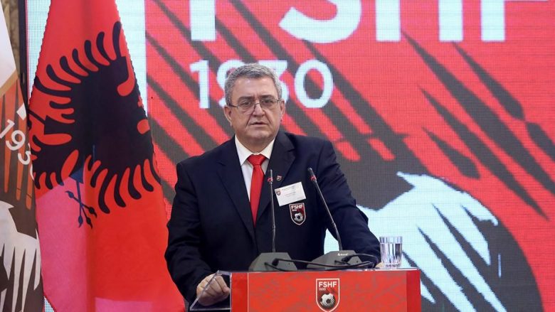 Duka thotë se trajneri i ri i Kombëtares mund të jetë shqiptar